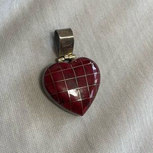 Heart pendant